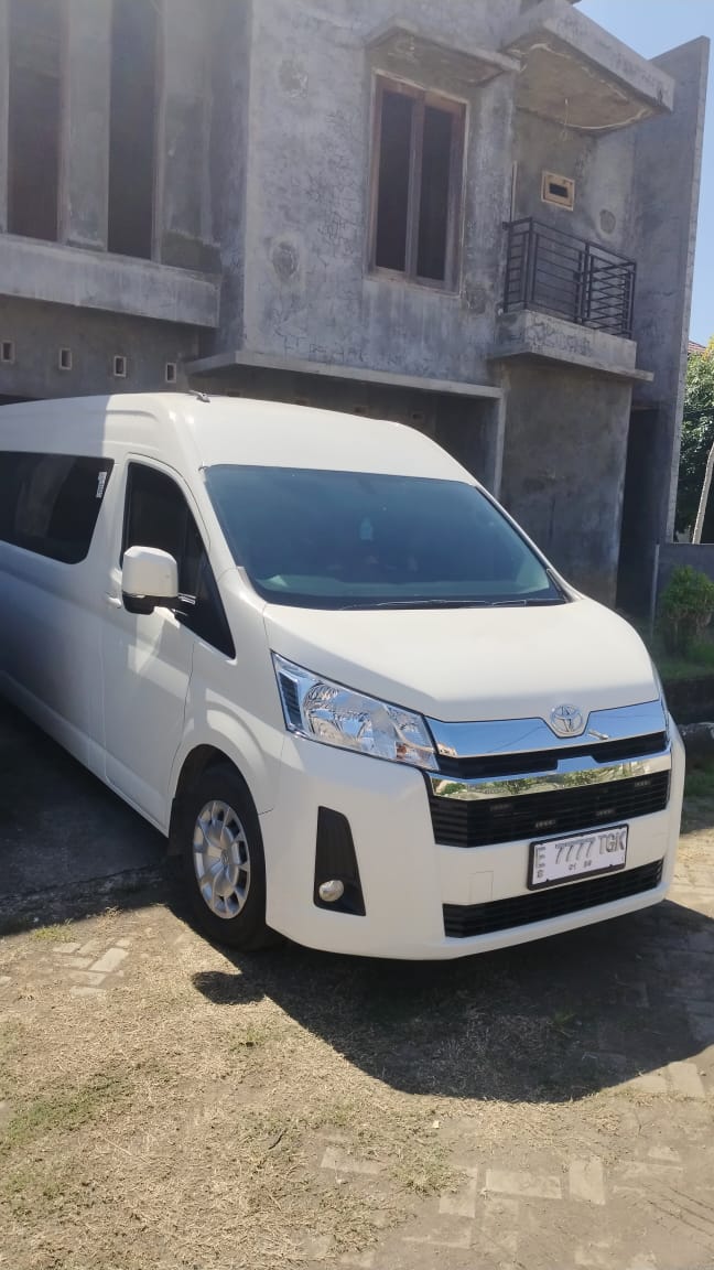 HIACE PREMIO KAINA